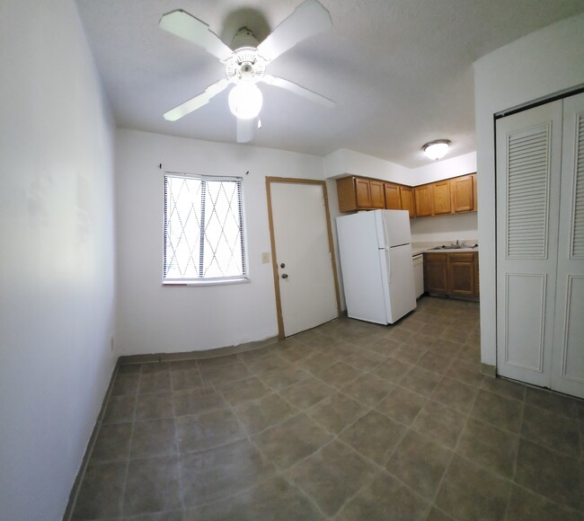 Kitchen - 3124 Bethel Rd