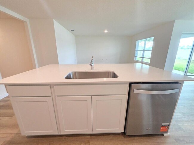 Building Photo - 4631 SW 88 Pl