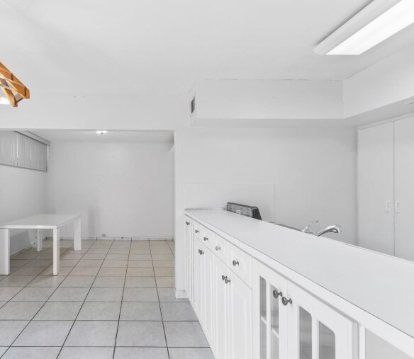 Building Photo - 6436 Miami Lakes Dr