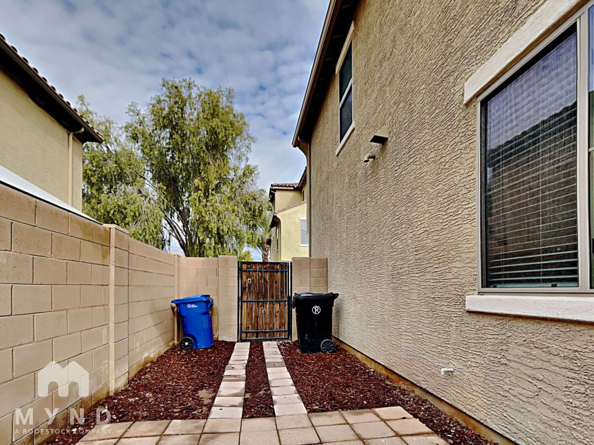 Building Photo - 451 S Hawes Rd