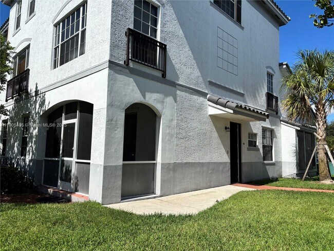 Building Photo - 741 SW 148th Ave