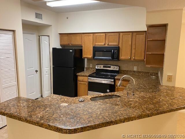 Building Photo - 9857 Baywinds Blvd