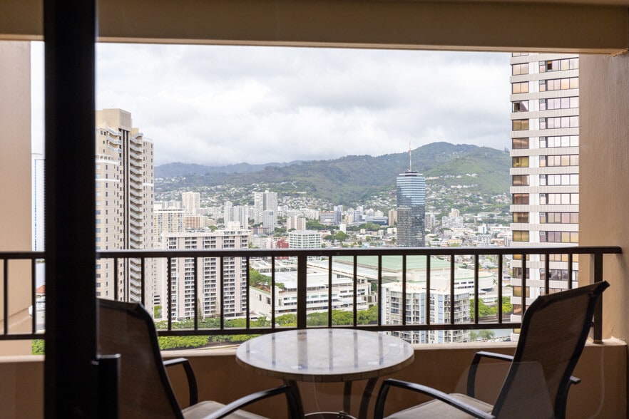 Building Photo - 1778 Ala Moana Blvd
