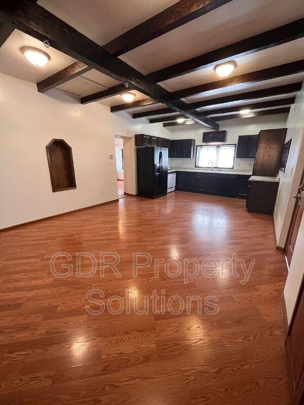 Building Photo - 305 Wilshire Dr SW