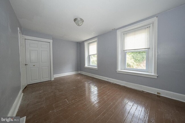 Building Photo - 3929 Terrace St