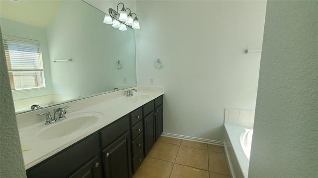 Building Photo - 10504 Bolivar Dr