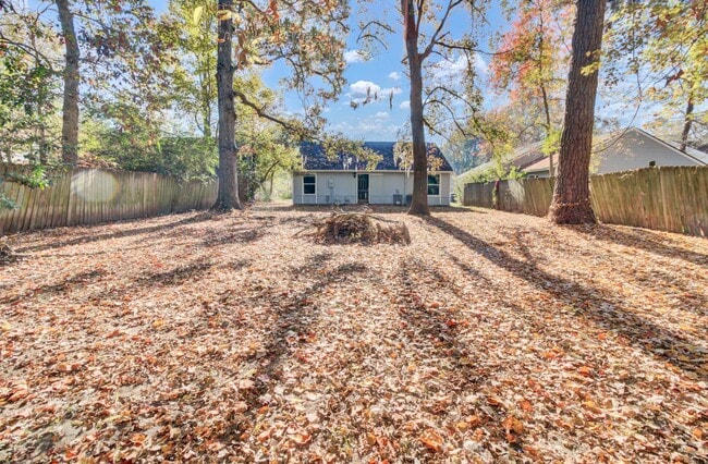 Building Photo - 1282 Maryland Dr