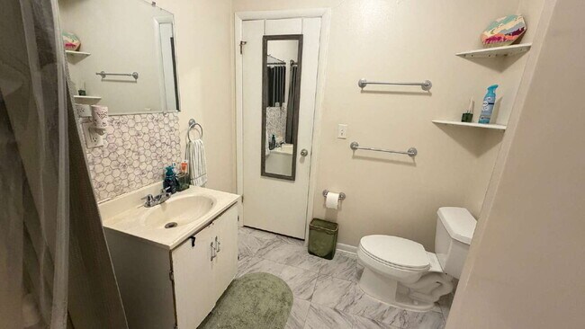 Building Photo - Available January 2026! 1 Bedroom, Main Street Macedon