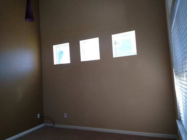 Building Photo - Absolutely Stunning West Arvada/Golden Gem...