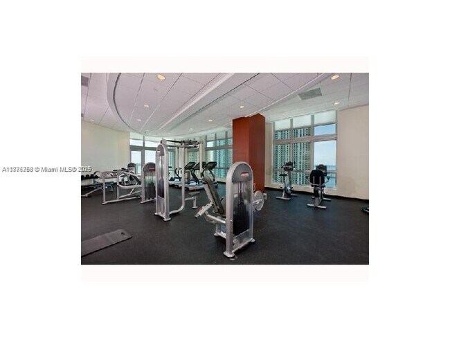 Building Photo - 300 S Biscayne Blvd