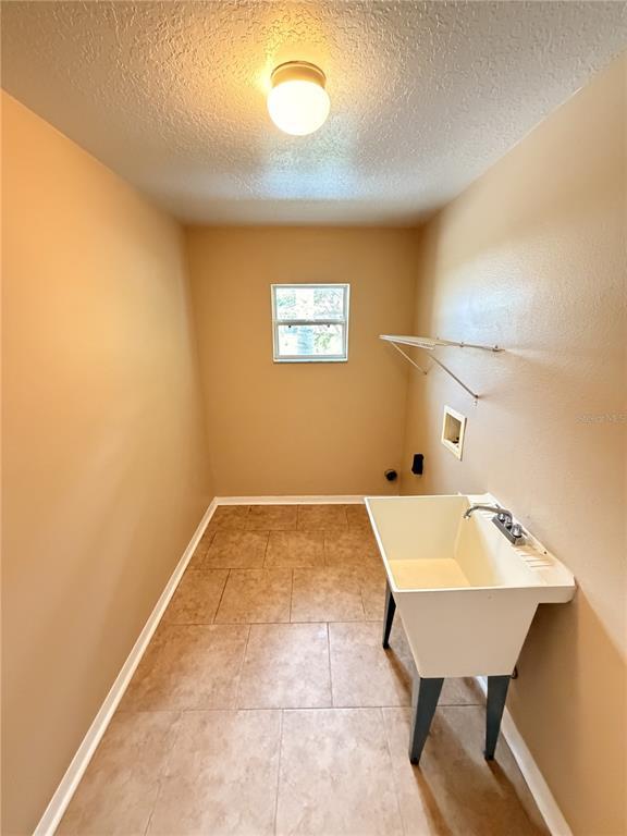 Building Photo - 63 Richmond Dr