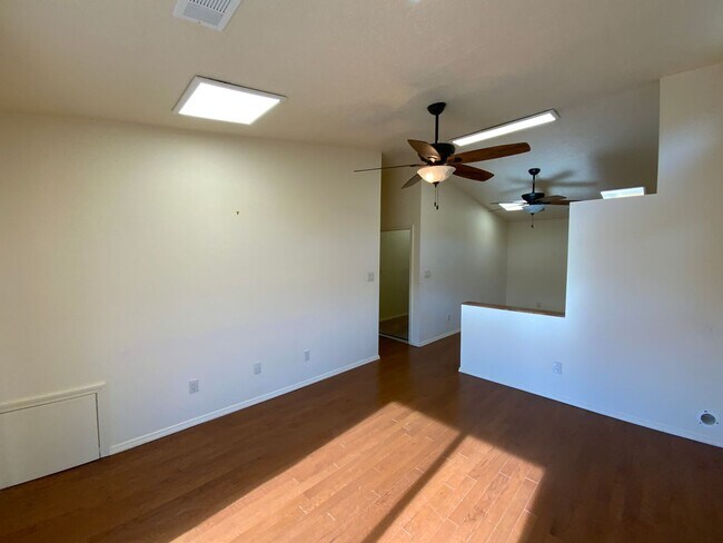 Building Photo - 4 Bedroom Single Story Home Available Near Tramway Blvd NE & Copper Ave NE!
