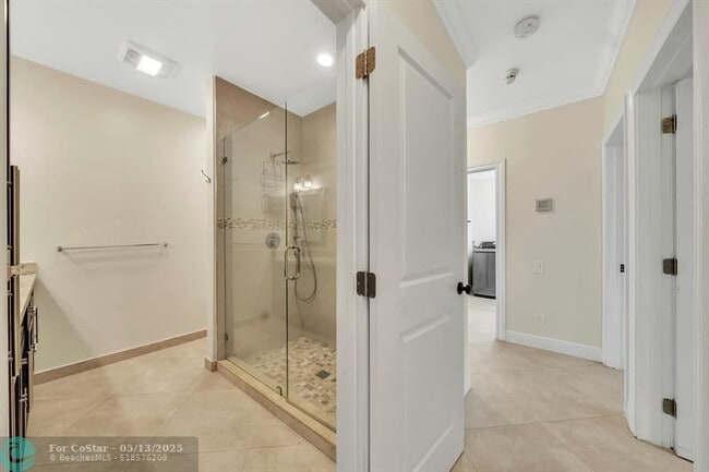 Building Photo - 4920 SW 170th Ave