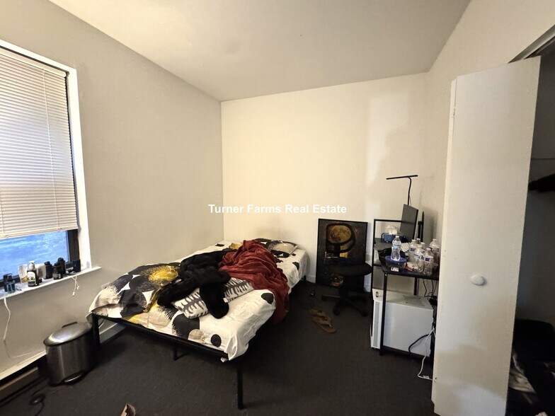 Building Photo - 774 Columbus Ave