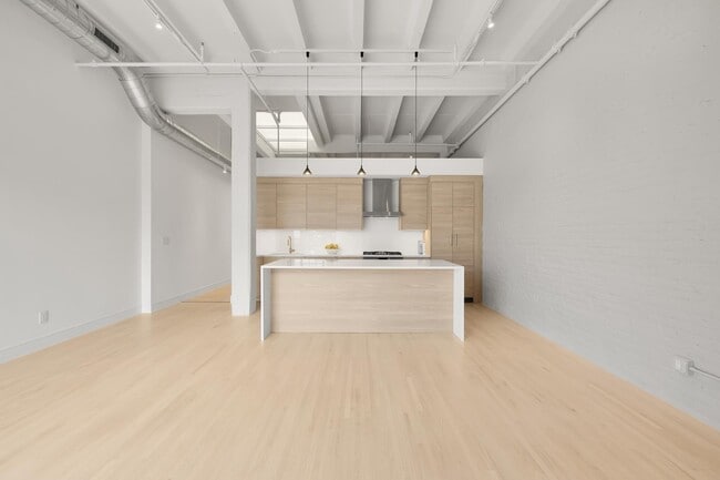 Building Photo - 1515 14th St NW