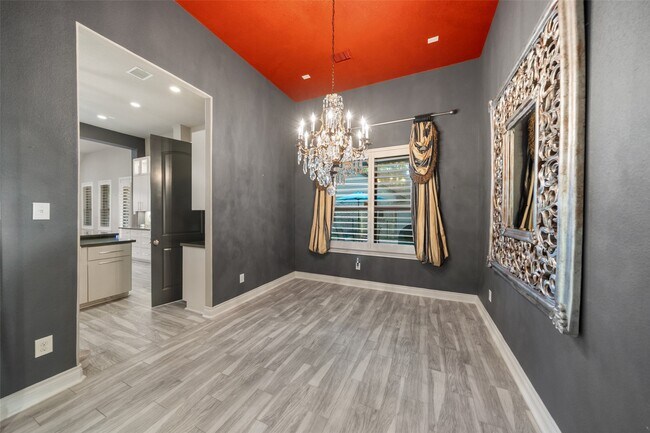 Building Photo - 199 Springs Edge Dr