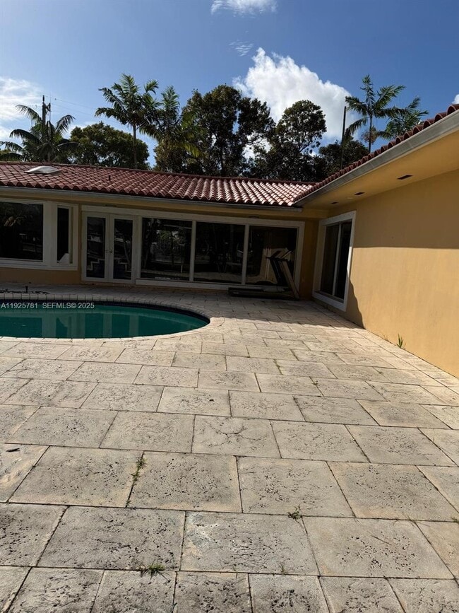 Building Photo - 2015 Arch Creek Dr