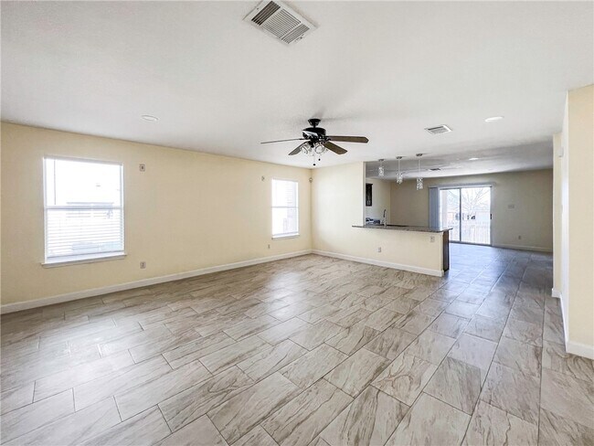 Building Photo - 116 Remington Dr
