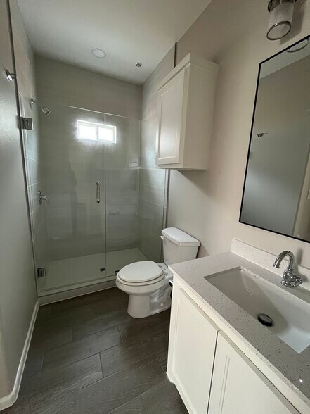 Building Photo - 7703 N 58th Ln