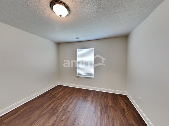 Building Photo - 8066 Rapala Ln
