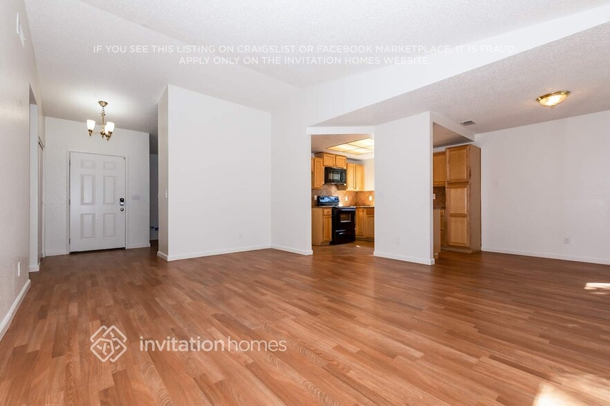 Building Photo - 7840 1st Draw Way