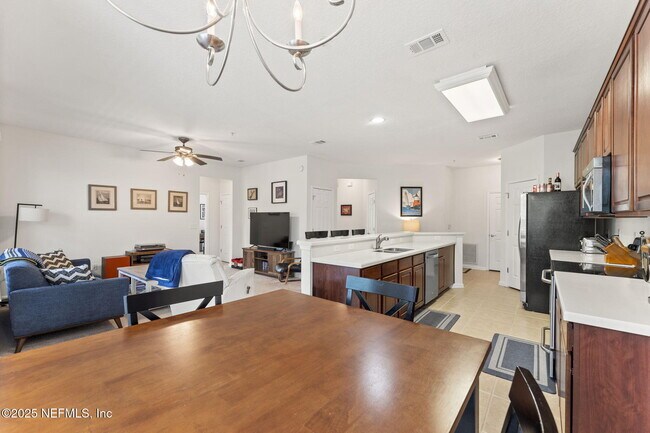 Building Photo - 13364 Beach Blvd