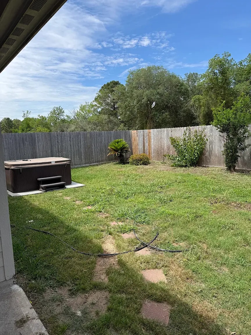 Building Photo - 23722 N Newport Bnd