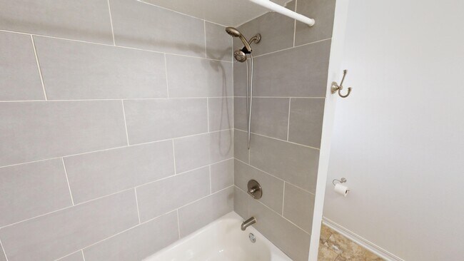 Building Photo - 3316 Eagle Ct