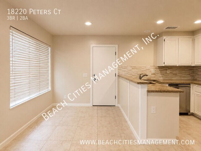 Building Photo - 18220 Peters Ct