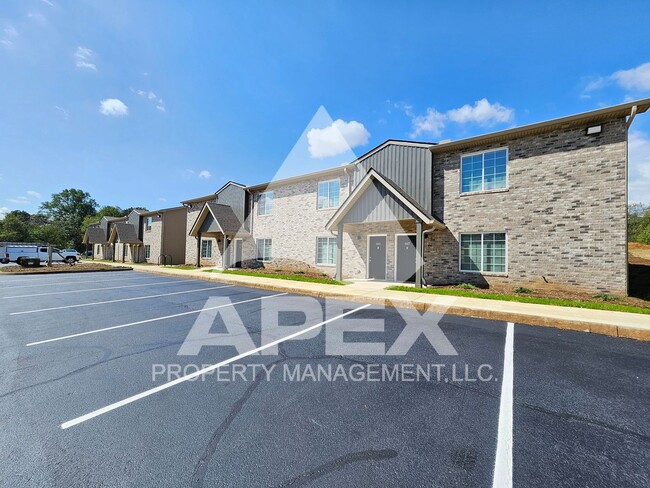 Building Photo - AVALON TOWNHOMES – LIKE NEW - 2 Bd/2.5 Ba ...