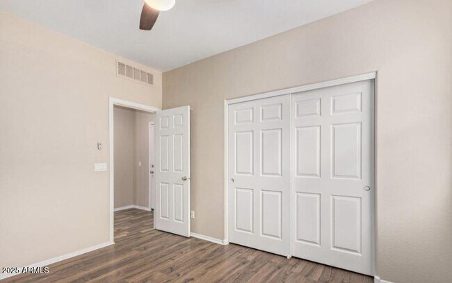 Building Photo - 41007 W Portis Dr