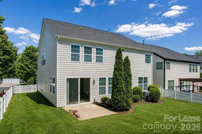 Building Photo - 151 Blossom Ridge Dr