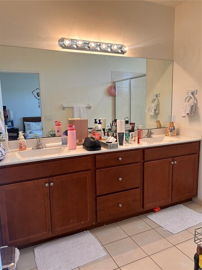 Building Photo - 11510 SW 254th St