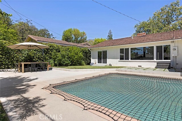 Building Photo - 1637 Elevado Ave