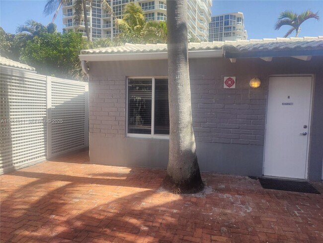 Building Photo - 315 Walnut St