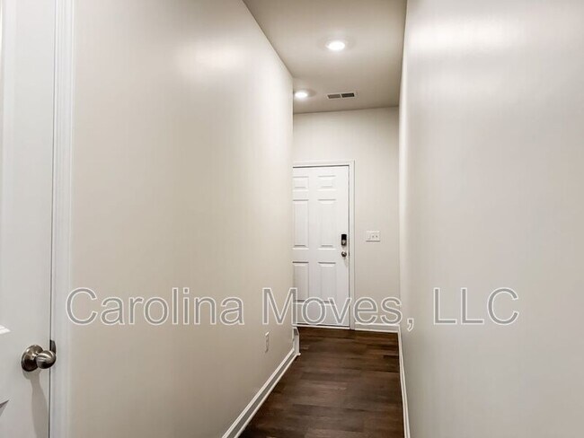 Building Photo - 117 Southridge Ct