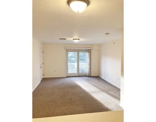 Building Photo - 415 Willard St