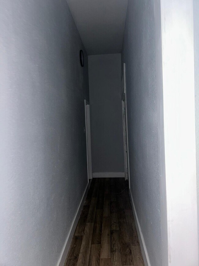 Building Photo - 524 N 29th St