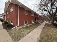 Building Photo - 1444 S 20th St