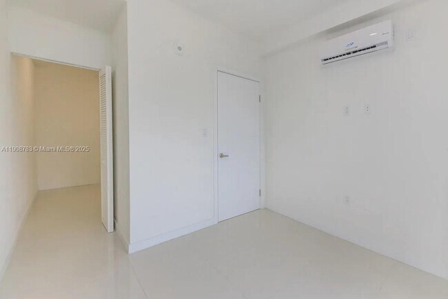 Building Photo - 25850 SW 140th Ct