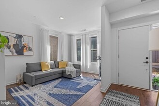 Building Photo - 3121 Sunrise Walk