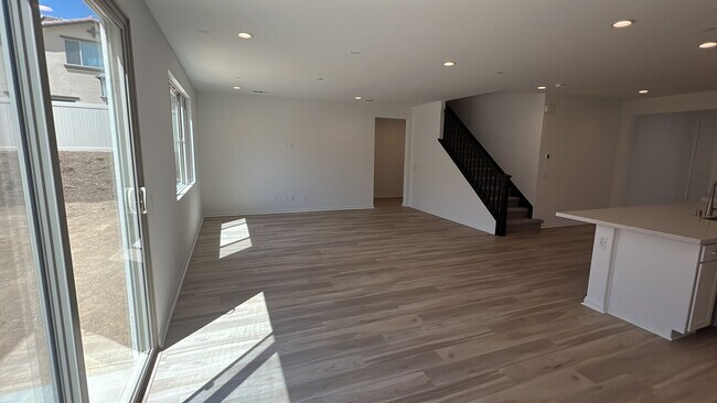 Building Photo - 21469 Thomas Ct
