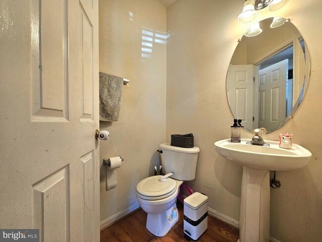 Building Photo - 7427 Ardglass Ct