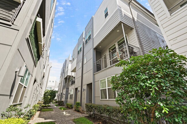 Building Photo - 1739 Eado Point Ln