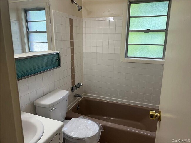 Building Photo - 65 Curie Rd