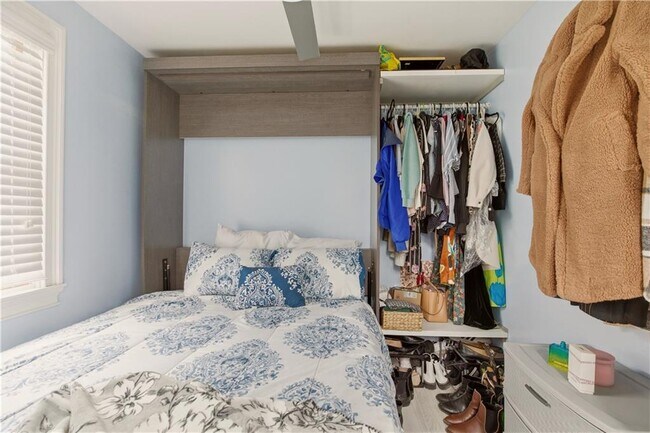 Building Photo - 9 Bacheller St