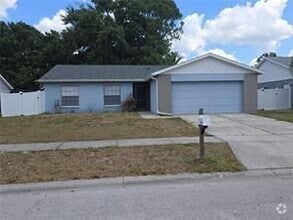Building Photo - 12825 Tallowood Dr
