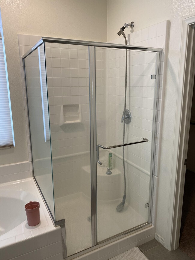 Building Photo - 29537 Glenneyre Way