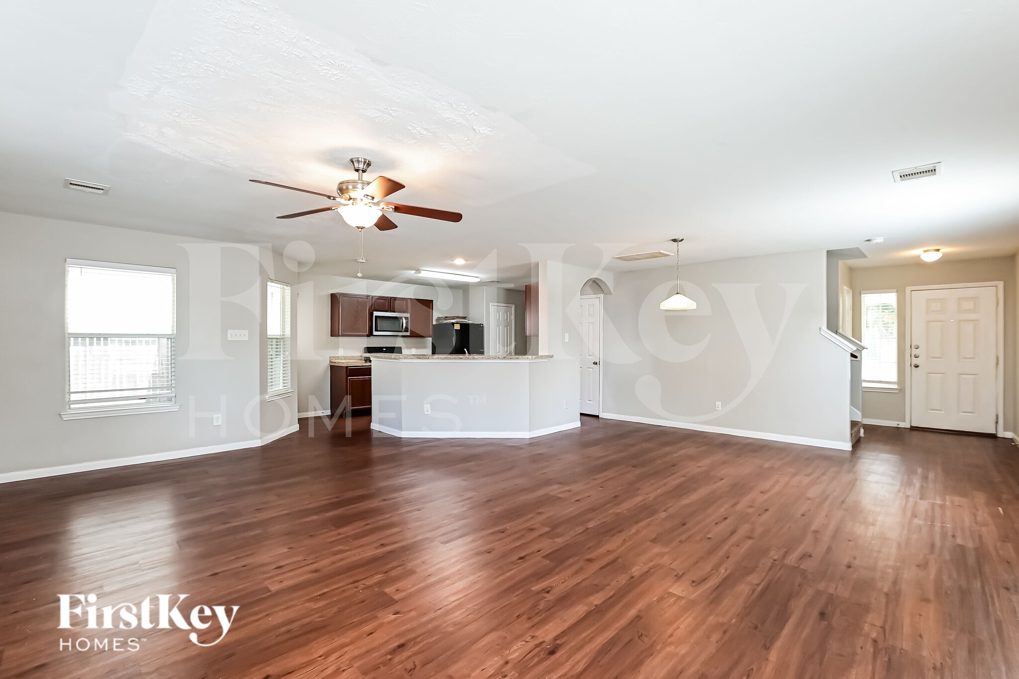 Building Photo - 886 Sun Prairie Dr