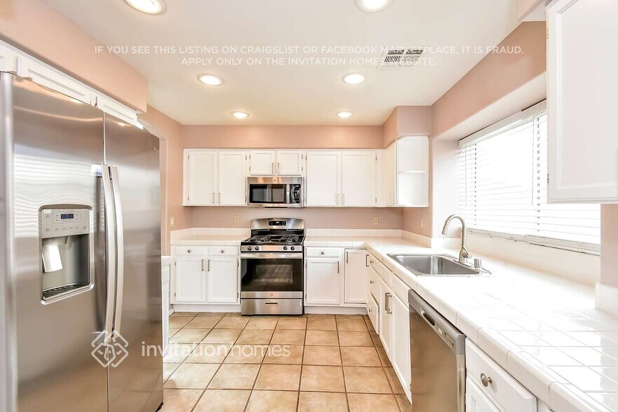 Building Photo - 1638 Rio Bravo Dr